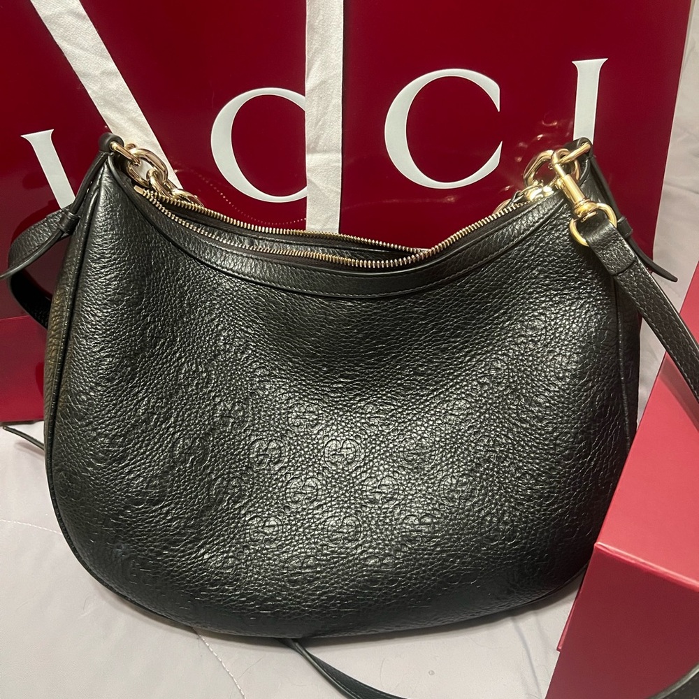 Authentic gucci bag